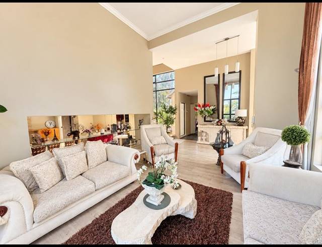 5 BEDROOM PROPERTY TO RENT IN UMHLANGA CENTRAL